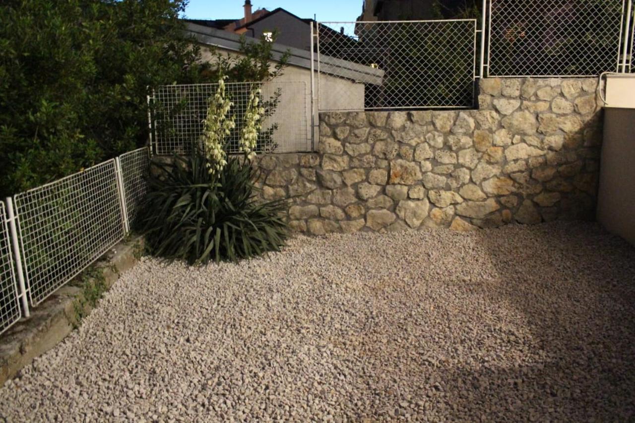 Apartments Agata Σίμπενικ Εξωτερικό φωτογραφία