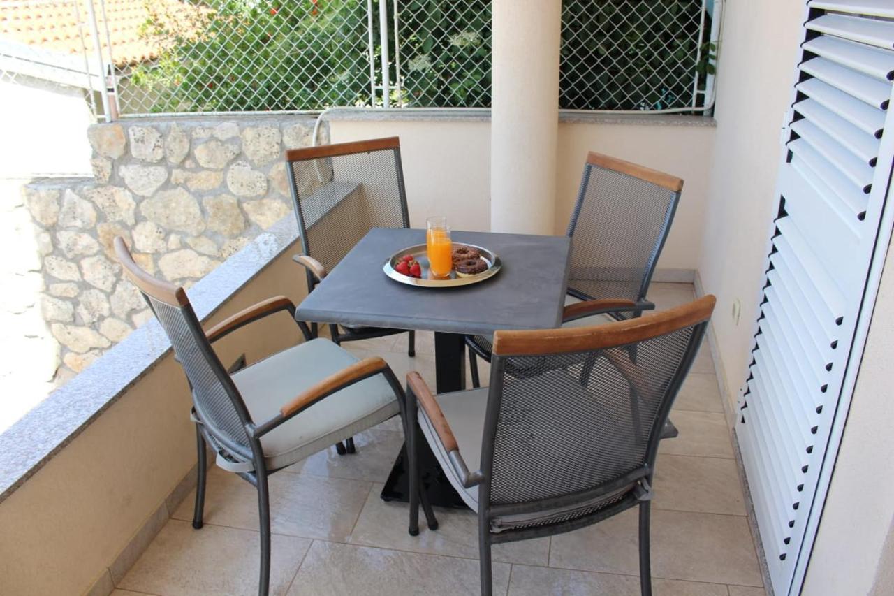Apartments Agata Σίμπενικ Εξωτερικό φωτογραφία